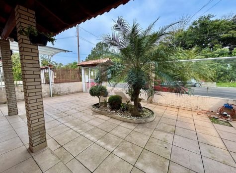 Casa 4 dormitórios Paradiso