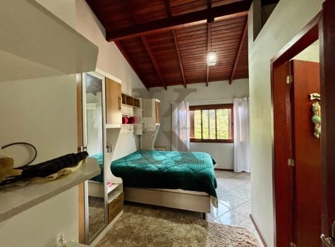 Casa 4 dormitórios Paradiso